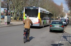 Radfahrer in der Volkradstraße